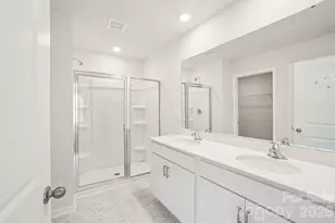576 Country Oak Dr, Asheville, NC 28804 - Photo 23