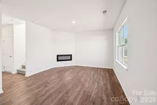 576 Country Oak Dr, Asheville, NC 28804 - Photo 13