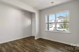 576 Country Oak Dr, Asheville, NC 28804 - Photo 11