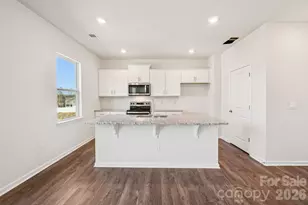 576 Country Oak Dr, Asheville, NC 28804 - Photo 11