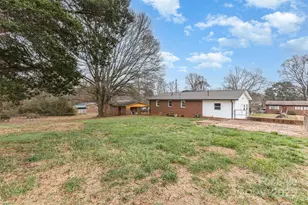 3259 10th Ave NE, Conover, NC 28613 - Photo 11