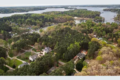 8487 Mayflower Court, Terrell, NC 94043 - Photo 3