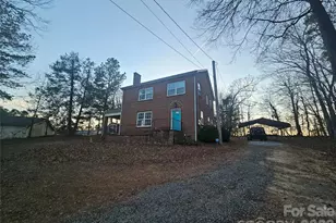 313 Mountain Creek Rd, Albemarle, NC 28001 - Photo 3