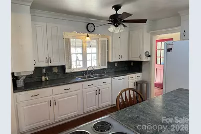809 Katherine Avenue, Kings Mountain, NC 28086 - Photo 9