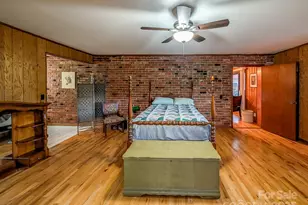 39 Hawthorne Ln, Burnsville, NC 28714 - Photo 15