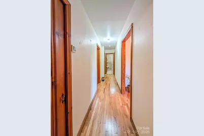 39 Hawthorne Lane, Burnsville, NC 28714 - Photo 21