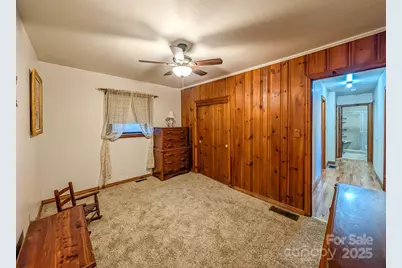 39 Hawthorne Lane, Burnsville, NC 28714 - Photo 23