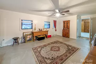 39 Hawthorne Ln, Burnsville, NC 28714 - Photo 29