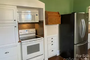 1051 Pee Dee Ave, Albemarle, NC 28001 - Photo 15