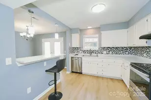 3274 Heathstead Place, Charlotte, NC 28210 - Photo 5