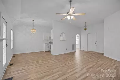 285 Eagle Creek Road, Clover, SC 29710 - Photo 9