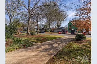 4310 Collingwood Drive, Charlotte, NC 28209 - Photo 29