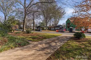 4310 Collingwood Dr, Charlotte, NC 28209 - Photo 29