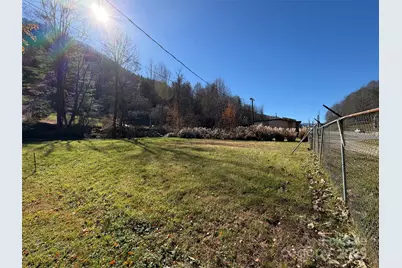 2843 Dellwood Road, Waynesville, NC 28786 - Photo 7