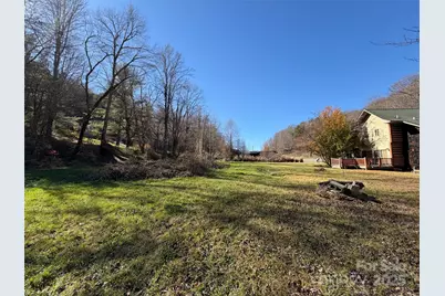 2843 Dellwood Road, Waynesville, NC 28786 - Photo 19