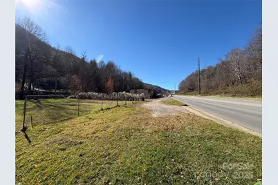 2843 Dellwood Road, Waynesville, NC 28786 - Photo 1