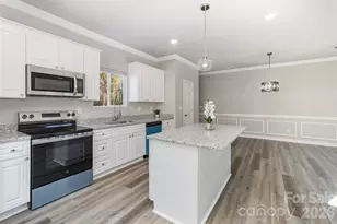 2133 Tom Sadler Rd, Charlotte, NC 28214 - Photo 9