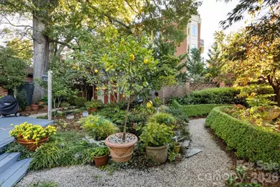 400 N Poplar Street, Charlotte, NC 28202 - Photo 45