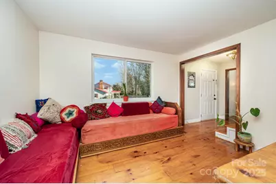 7015 Lavern Street, Charlotte, NC 28215 - Photo 11