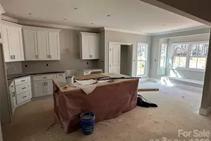 6051 Tipperary Dr, Denver, NC 28037 - Photo 3