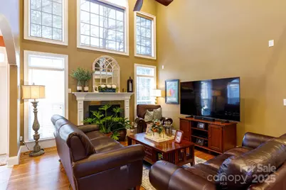 307 Abingdon Way, Fort Mill, SC 29715 - Photo 3