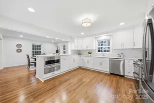 936 18th Ave Dr NW, Hickory, NC 28601 - Photo 13