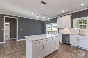 2208 Zinker Rd, Rock Hill, SC 29732 - Photo 9