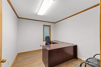 824 Lower Creek Drive NE, Lenoir, NC 28645 - Photo 23