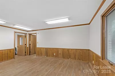 824 Lower Creek Drive NE, Lenoir, NC 28645 - Photo 25