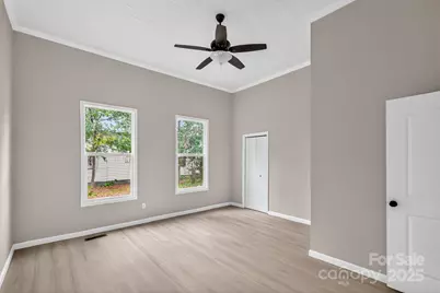 304 King Street, Bennettsville, SC 29512 - Photo 7