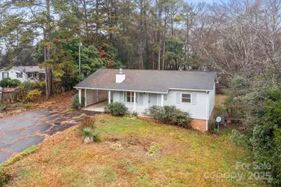 1158 Sunset Court, Conover, NC 28613 - Photo 3