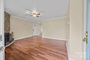 1158 Sunset Ct, Conover, NC 28613 - Photo 9