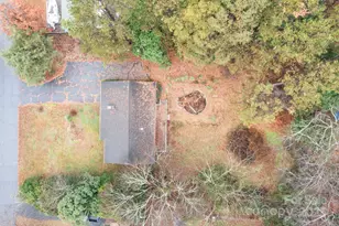 1158 Sunset Ct, Conover, NC 28613 - Photo 5