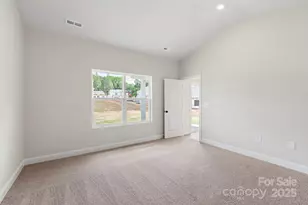 4112 Bolo Dr, Charlotte, NC 28215 - Photo 9