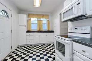 407 W Phifer St, Monroe, NC 28110 - Photo 15