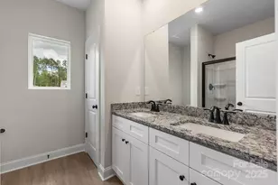 4120 Bolo Dr, Charlotte, NC 28215 - Photo 9