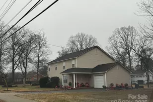 4653 Perkins Rd, Charlotte, NC 28269 - Photo 3