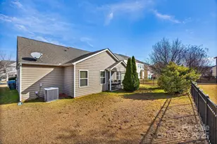 11911 Carolina Blossom Ln, Pineville, NC 28134 - Photo 33