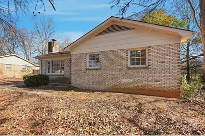 9901 Arbordale Avenue, Charlotte, NC 28215 - Photo 19