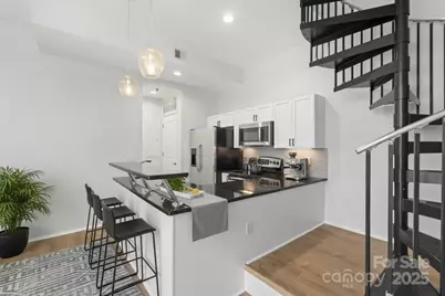 2076 Euclid Avenue, Charlotte, NC 28203 - Photo 13