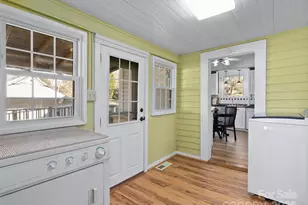 4739 Old Clyde Rd, Clyde, NC 28721 - Photo 7