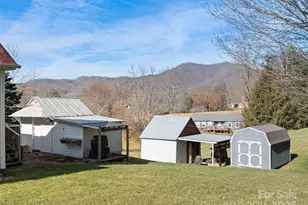 4739 Old Clyde Rd, Clyde, NC 28721 - Photo 31