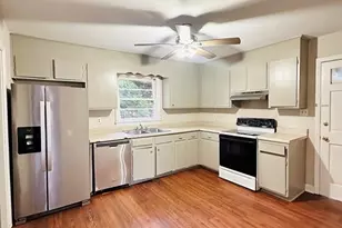 7616 Idlewild Rd, Charlotte, NC 28212 - Photo 1