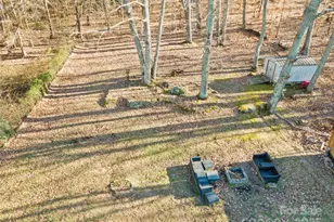 308 Hubbard St, Lincolnton, NC 28092 - Photo 21