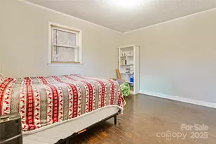 308 Hubbard St, Lincolnton, NC 28092 - Photo 13