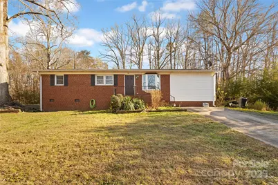 308 Hubbard Street, Lincolnton, NC 28092 - Photo 1
