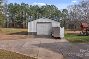 14425 Dori Dr, Huntersville, NC 28078 - Photo 7