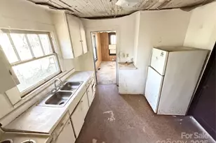 220 T E White Sr Dr, Albemarle, NC 28001 - Photo 29