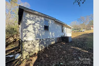 220 Te White Sr Drive, Albemarle, NC 28001 - Photo 9