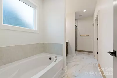 194 N Peace Haven Road, Winston Salem, NC 27104 - Photo 23